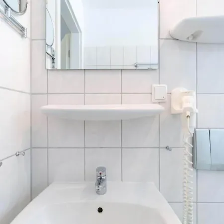 Apartment Komfortable Fuer Bis Zu 4 Personen Sellin (Rugen)